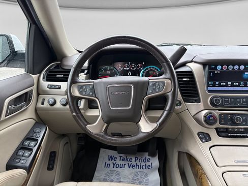 Used 2017 GMC Yukon XL Denali w/ Open Road Package AWD/4WD image 13