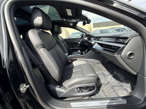 Used 2022 Audi A8 L 3.0T AWD/4WD image 27