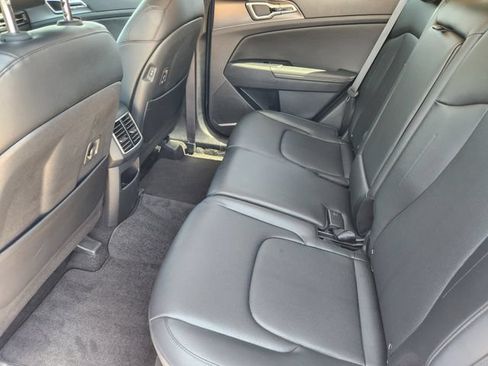 Certified 2026 Kia Sportage EX FWD image 30