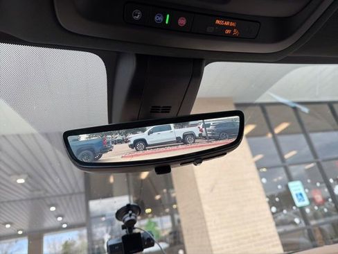 Used 2021 Chevrolet Tahoe Premier w/ Premium Package image 30