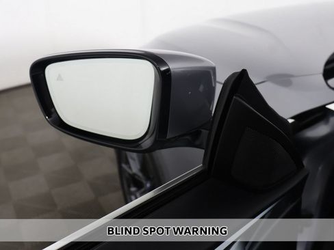 Used 2023 BMW i4 eDrive40 RWD image 7