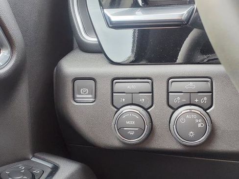 New 2025 Chevrolet Silverado 1500 LT image 12