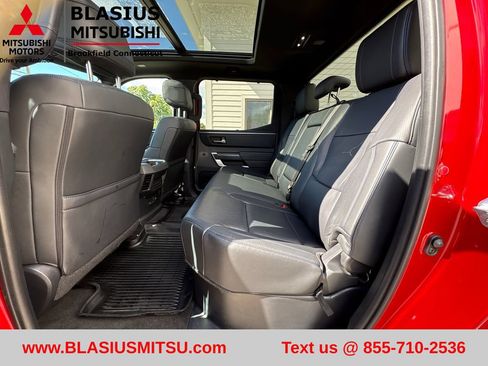 Used 2023 Toyota Tundra Platinum AWD/4WD image 37