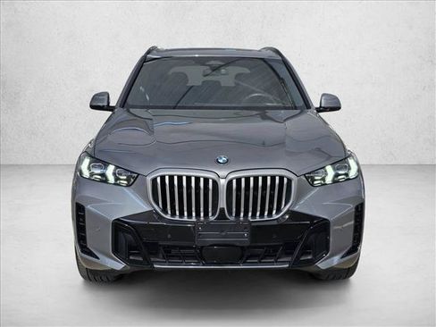 Used 2026 BMW X5 xDrive40i AWD/4WD image 2