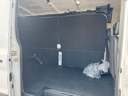 New 2026 Ford Transit 250 148 Medium Roof w/ Load Area Protection Package image 10