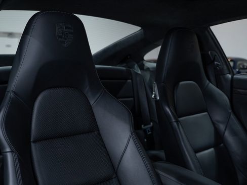 Used 2017 Porsche 911 Turbo S image 60