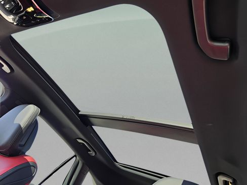 New 2026 Mercedes-Benz GLC 43 AMG 4MATIC image 19