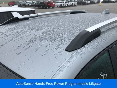 Used 2025 Chevrolet Equinox LT w/ Convenience Package II image 7