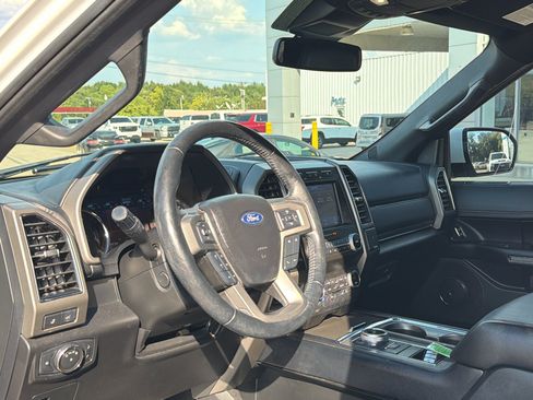 Used 2021 Ford Expedition XLT RWD image 27