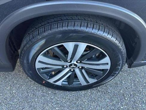 Used 2024 Mitsubishi Outlander Sport ES image 9