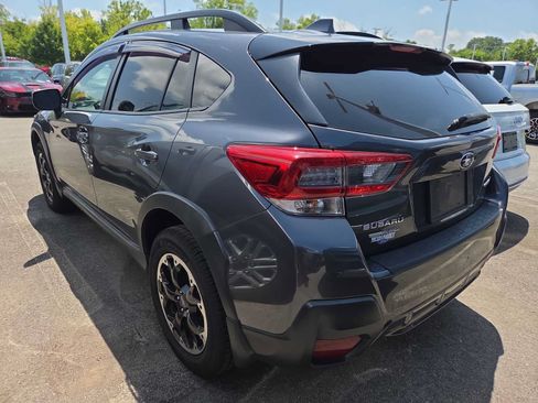 Used 2021 Subaru Crosstrek 2.0i Premium AWD/4WD image 5