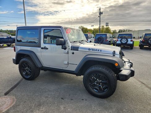 Used 2016 Jeep Wrangler Sport image 18