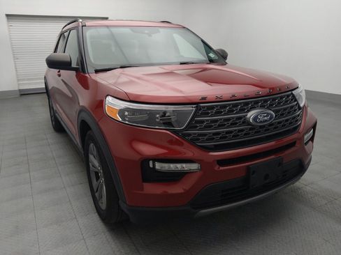 Used 2021 Ford Explorer XLT w/ Equipment Group 202A RWD image 13