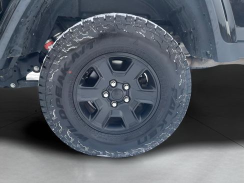 Used 2022 Jeep Gladiator Mojave w/ LED Lighting Group image 8