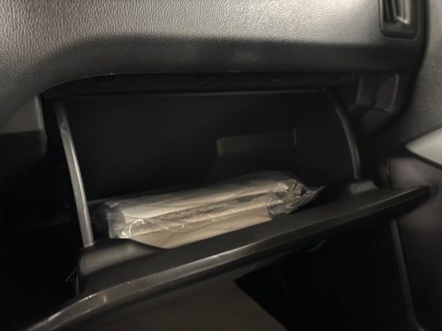 Used 2022 Chevrolet Colorado LT w/ Safety Package image 35