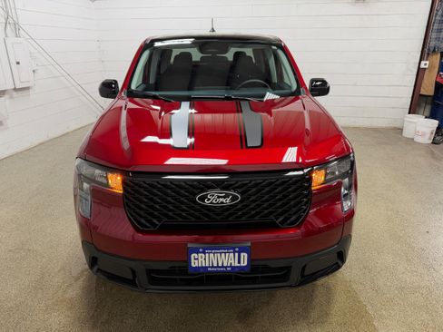 Used 2025 Ford Maverick XLT w/ Black Appearance Package image 26