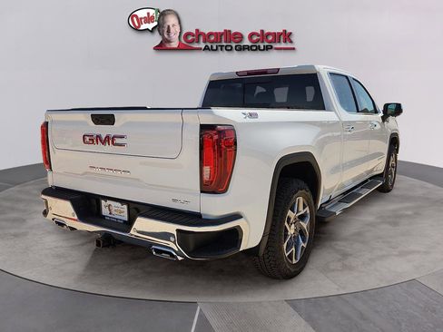New 2026 GMC Sierra 1500 SLT AWD/4WD image 5