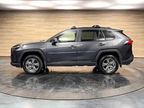 Used 2025 Toyota RAV4 XLE image 17