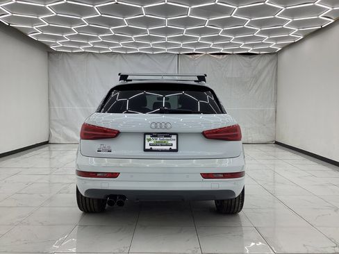 Used 2018 Audi Q3 2.0T Premium Plus w/ Premium Plus Package image 10