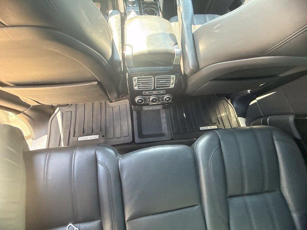 Used 2017 Land Rover Range Rover HSE AWD/4WD image 34