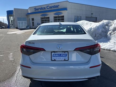 Used 2024 Honda Civic Sport image 5