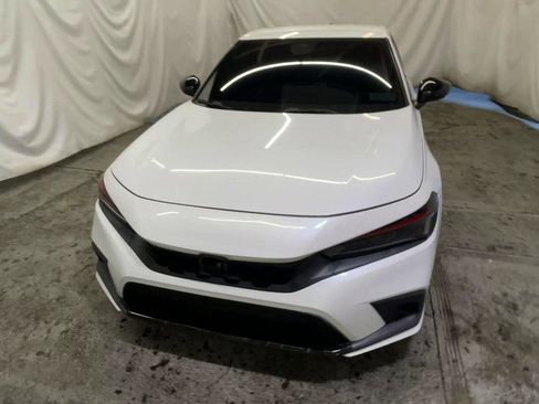 Used 2022 Honda Civic Sport image 3