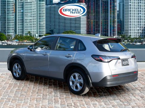 Certified 2023 Honda HR-V LX image 7