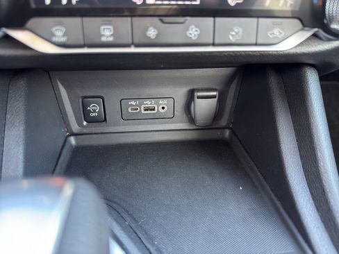 Certified 2024 Nissan Sentra SV w/ All-Weather Package image 20