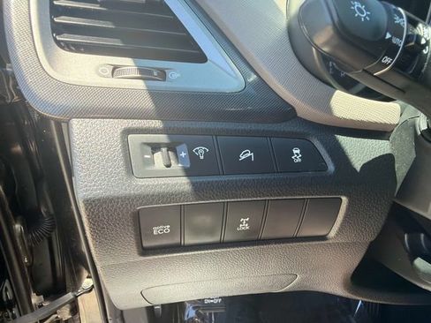 Used 2013 Hyundai Santa Fe Sport w/ Popular Equipment Pkg AWD/4WD image 29