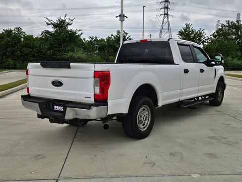 Used 2019 Ford F250 XL w/ Power Equipment Group RWD image 5