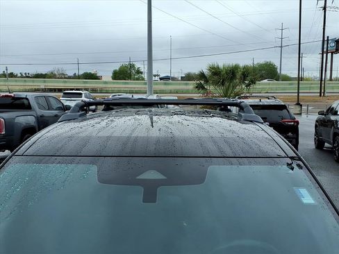 Used 2025 Nissan Pathfinder Rock Creek AWD/4WD image 10