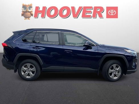 Used 2025 Toyota RAV4 XLE w/ Convenience Package FWD image 2