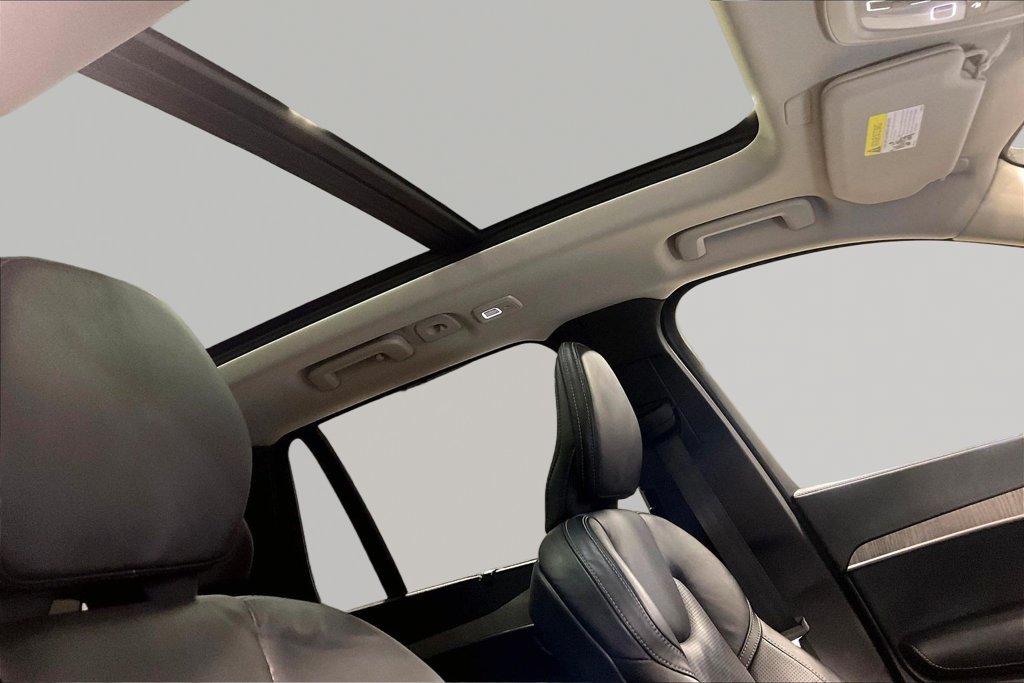 Certified 2023 Volvo XC90 B6 Ultimate w/ Protection Package Premier AWD/4WD image 29