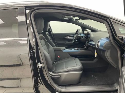 New 2026 Chevrolet Equinox EV LT image 14