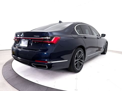 Used 2020 BMW 750i xDrive AWD/4WD image 20