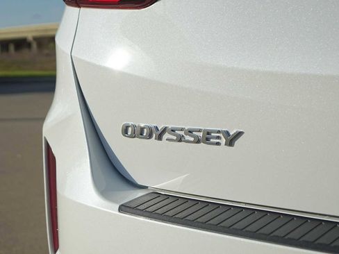 New 2026 Honda Odyssey EX-L image 8