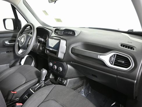 Used 2020 Jeep Renegade Sport image 14