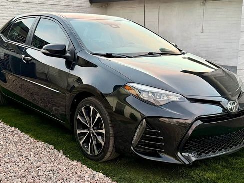 Used 2017 Toyota Corolla SE image 2