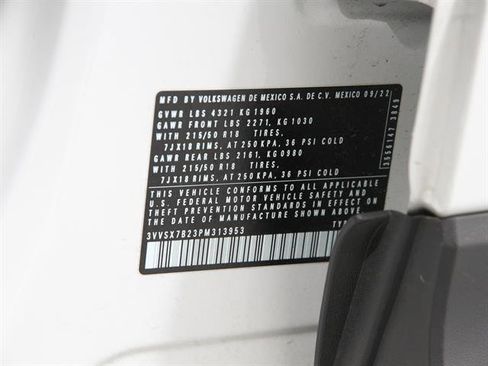 Used 2023 Volkswagen Taos SE image 21