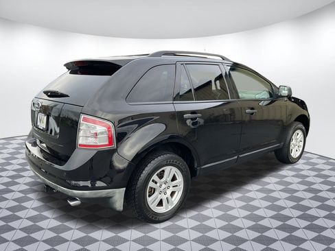 Used 2010 Ford Edge SE image 3