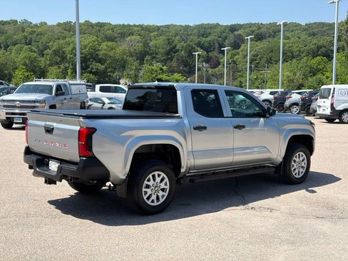 Used 2024 Toyota Tacoma SR RWD image 5
