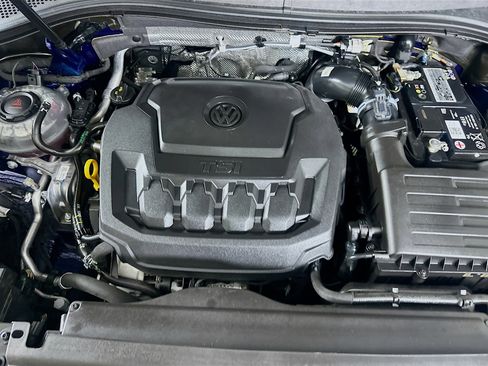 Used 2023 Volkswagen Tiguan SE image 31