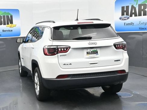Used 2024 Jeep Compass Latitude AWD/4WD image 4