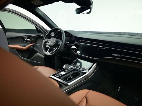 Used 2021 Audi Q7 3.0T Premium Plus image 37