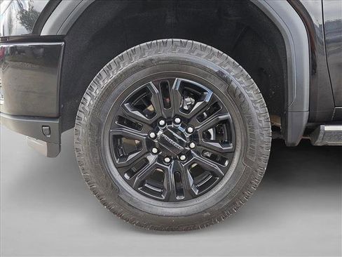 Used 2021 GMC Sierra 3500 Denali w/ Denali Ultimate Package AWD/4WD image 24