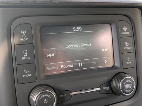 Used 2024 RAM 2500 Big Horn image 26