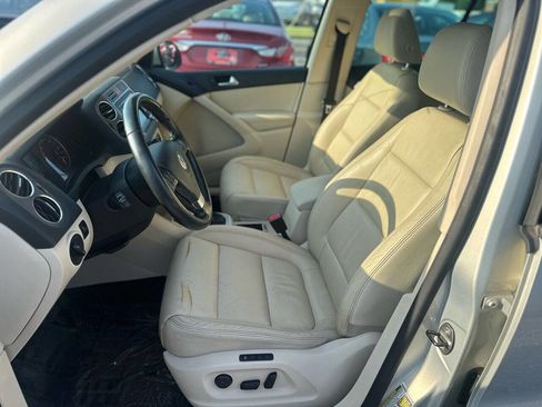 Used 2010 Volkswagen Tiguan Wolfsburg Edition image 10