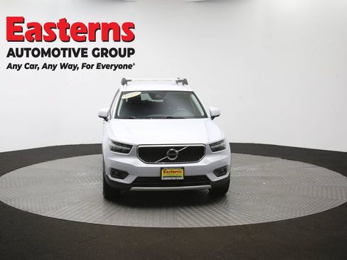 Used 2021 Volvo XC40 T4 Momentum FWD image 50