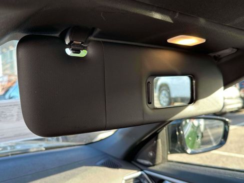 Used 2023 BMW 440i xDrive Convertible w/ Premium Package image 27