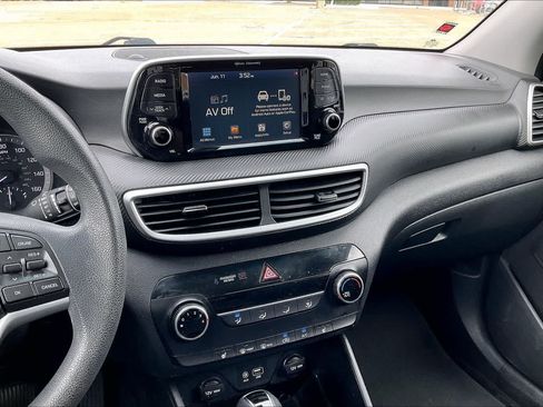 Used 2021 Hyundai Tucson Value FWD image 13